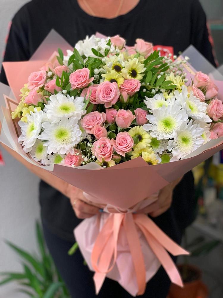 Букет цветов из: Розы и Хризантемы в Печенге