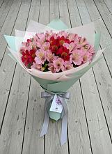 Букет цветов из:  Альстромерии в Печенге