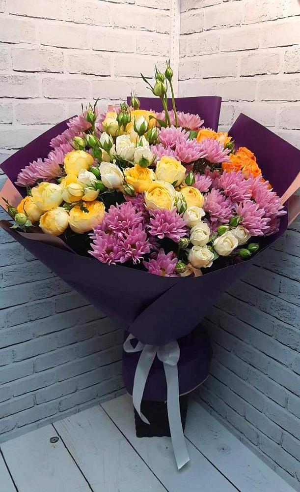 Букет цветов из: Хризантемы и Розы в Печенге