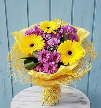 Букет цветов из:  Хризантемы и Герберы в Печенге