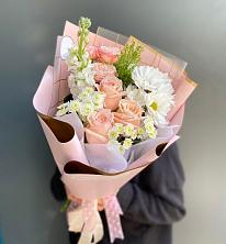 Букет цветов из:  Хризантемы и Розы в Печенге