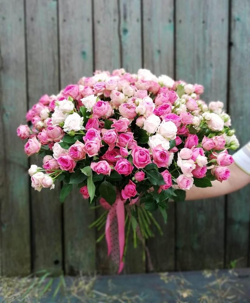 Букет Розовые кустовые розы Натали и Лав Лидия в Печенге