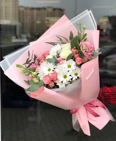 Букет цветов из: Розы, Лизиантусы и Хризантемы в Печенге